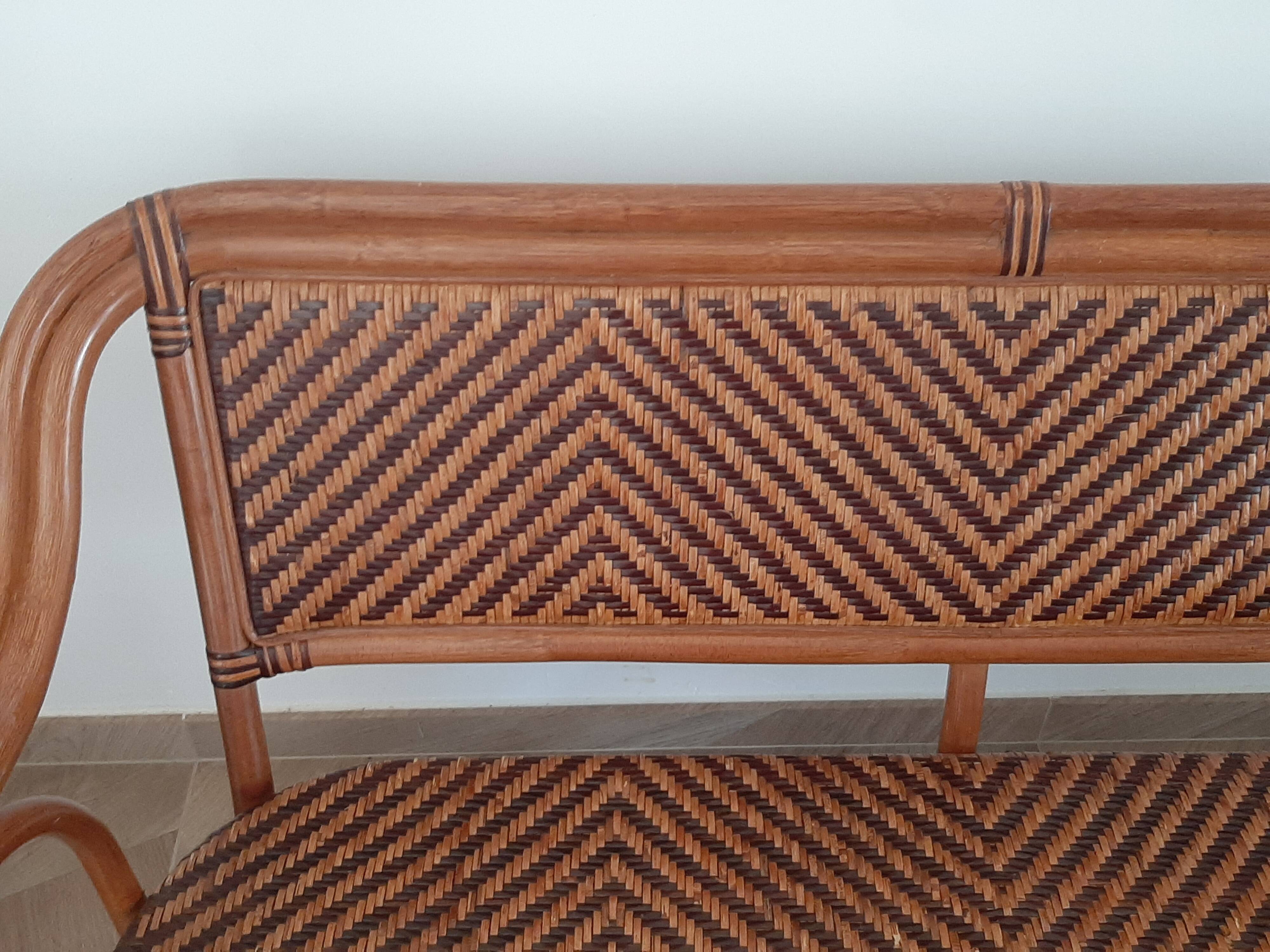 Vintage -Braided rattan sofa - chevron pattern