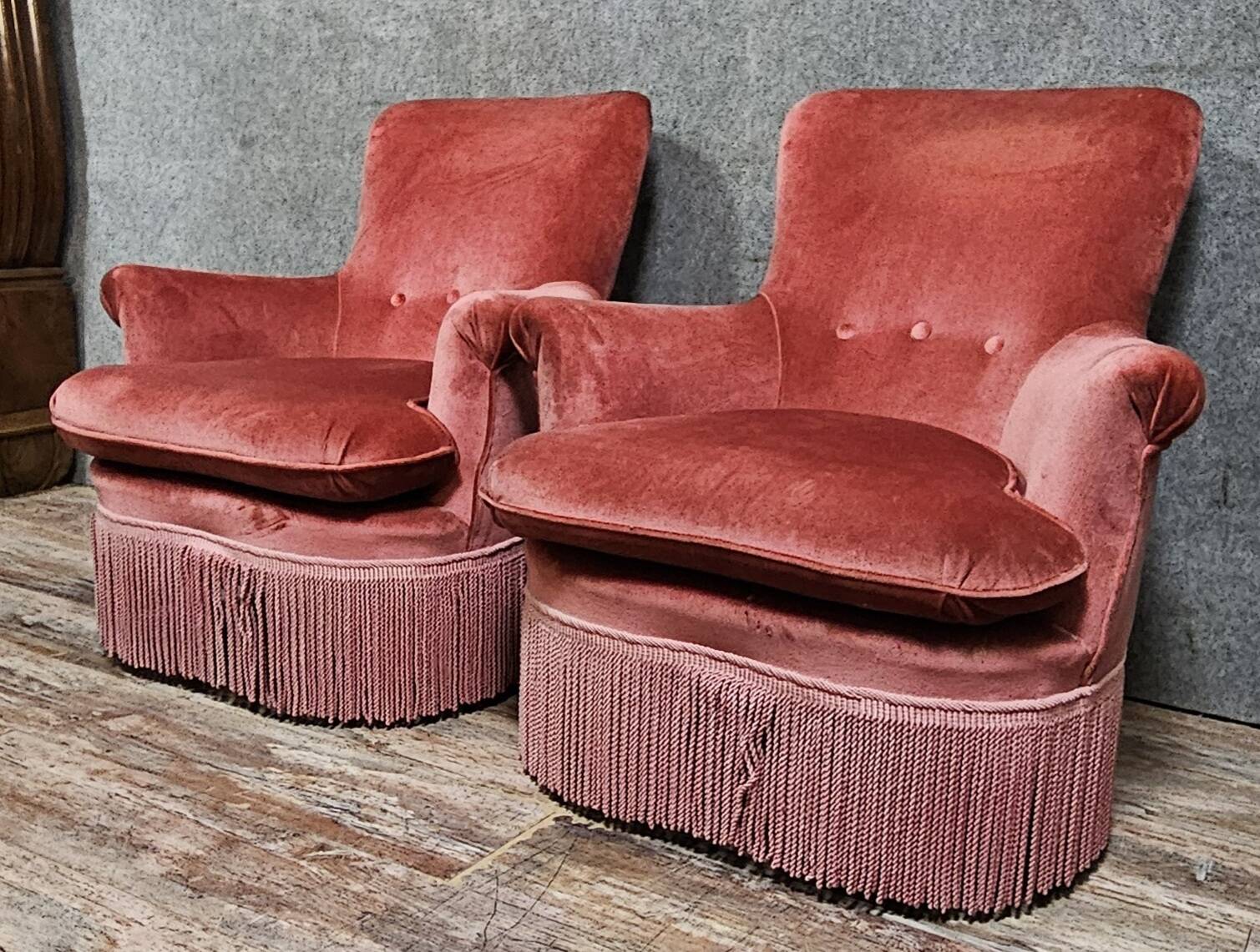 Pair of pink velvet frog armchairs – Napoleon III period