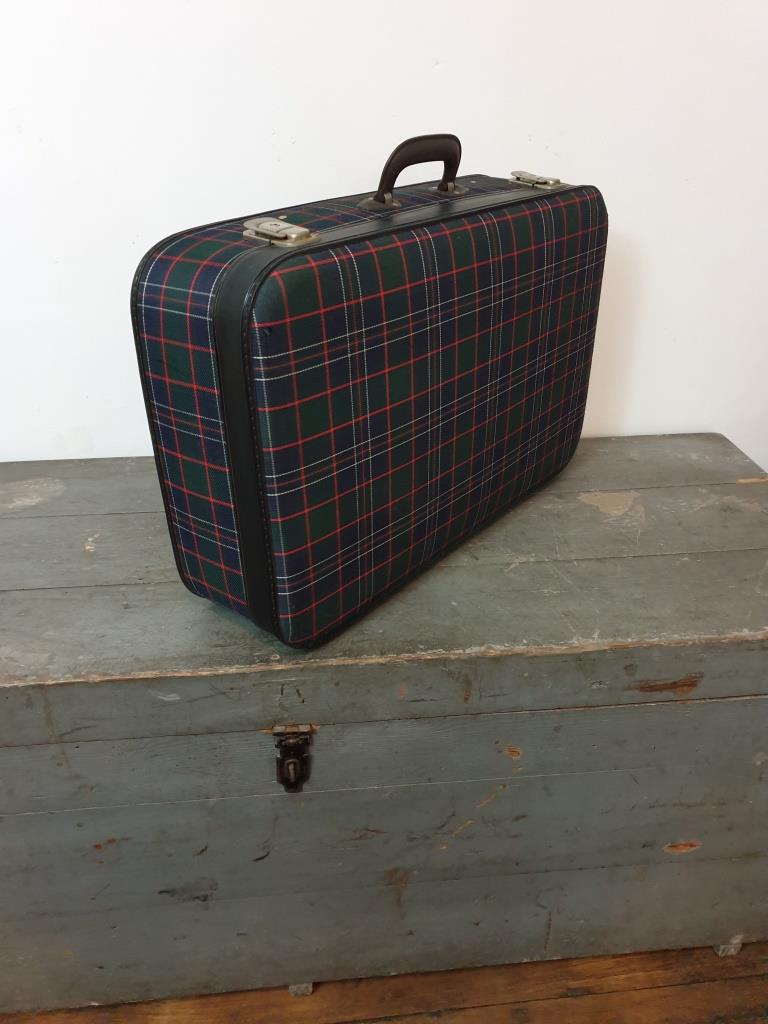Vintage case - scottish fabric