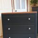Commode en bois massif