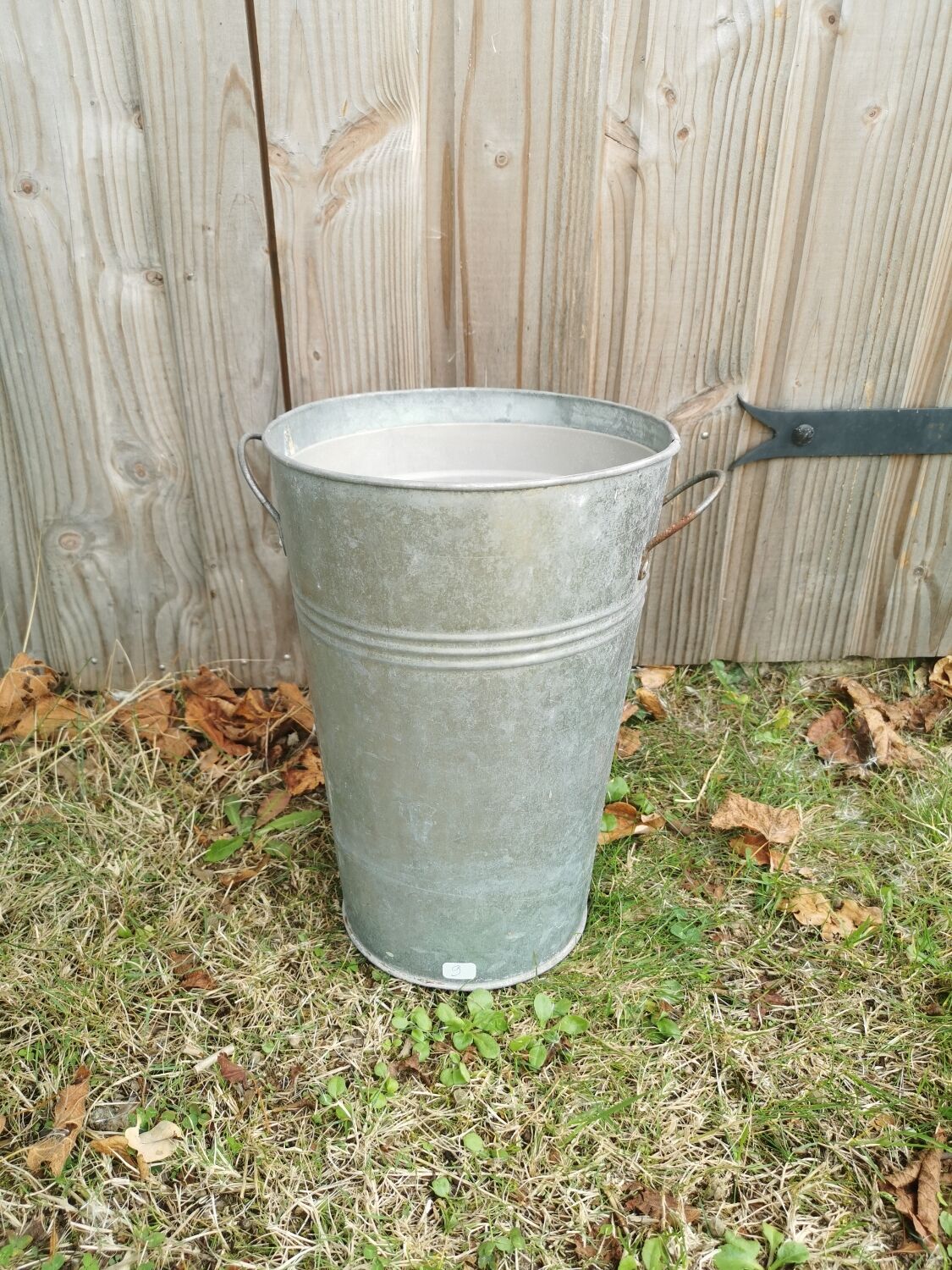 Zinc florist vase, n°9