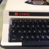 Mechanical typewriter Olympia splendid-made in Italy-years 70