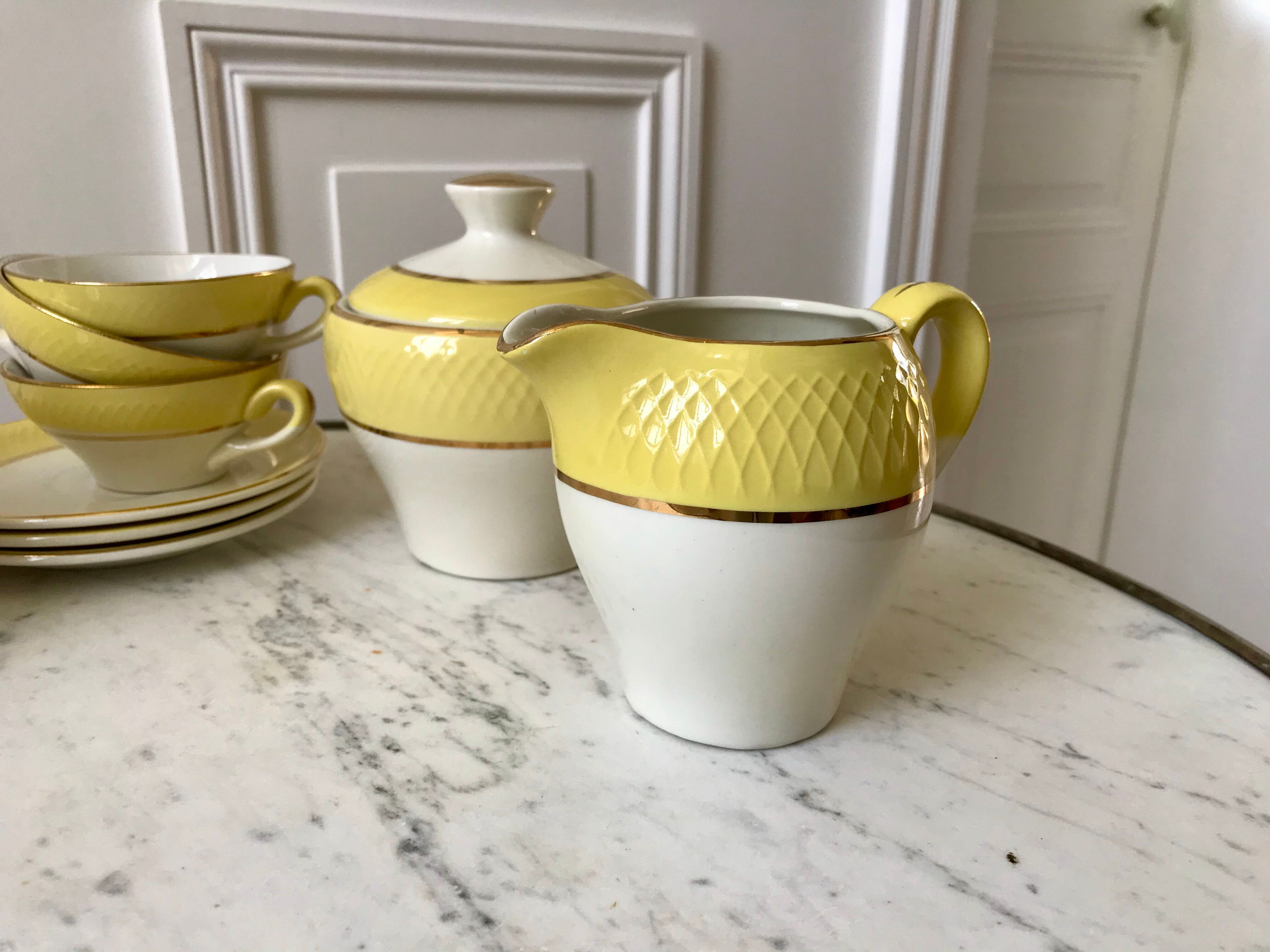 coffee set 6 cups, milk jug and sugar bowl Moulin des Loups textured yellow 50s