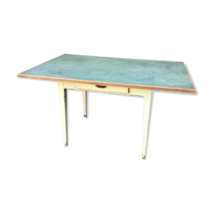 table de cuisine vintage