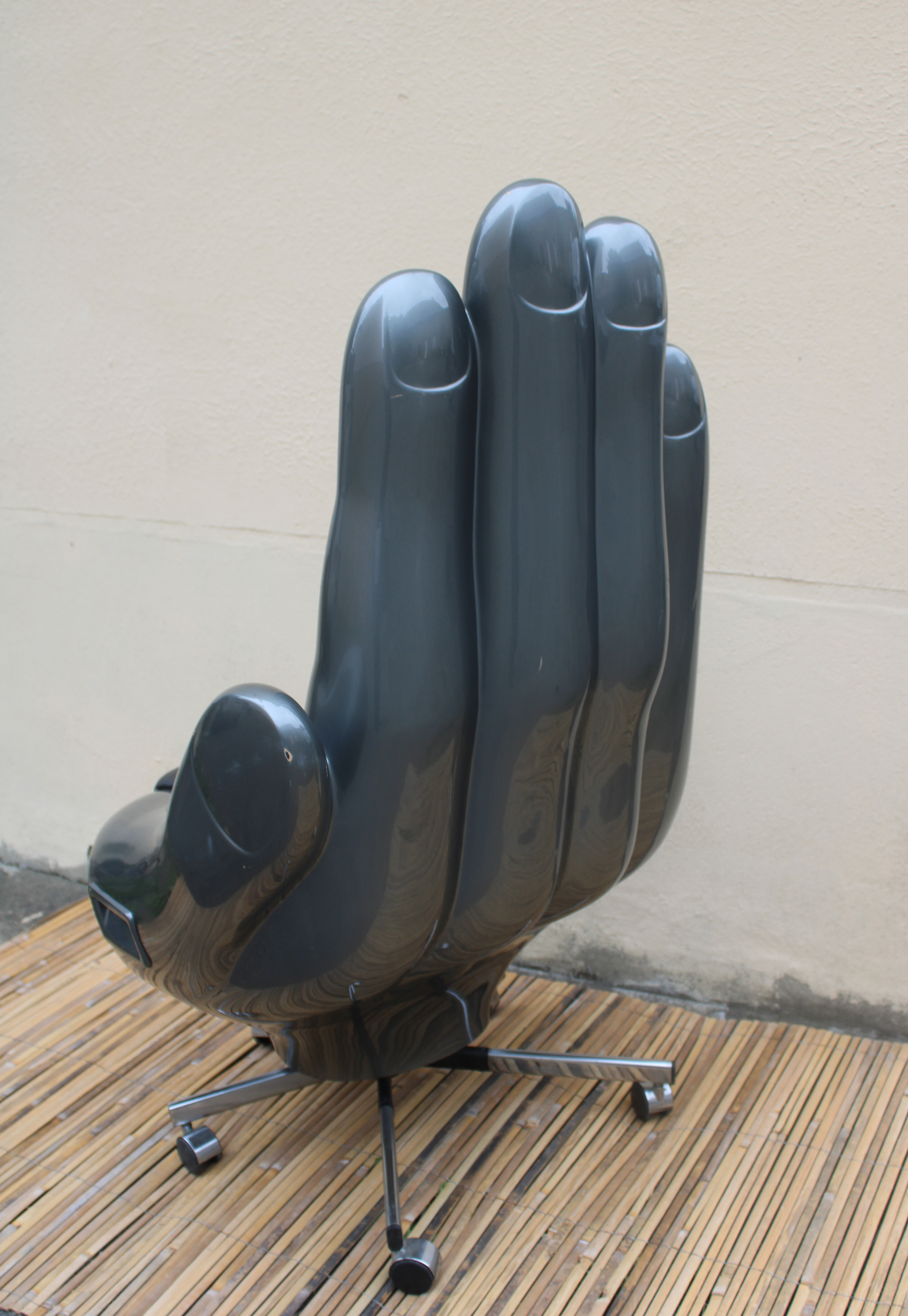 Hand-shaped chair