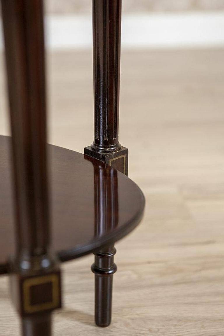 Early 20th Century English Walnut Oval Coffee Table, 1950s