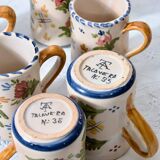 Service ancien grands mugs et carafe de Talavera en terre cuite émaillée