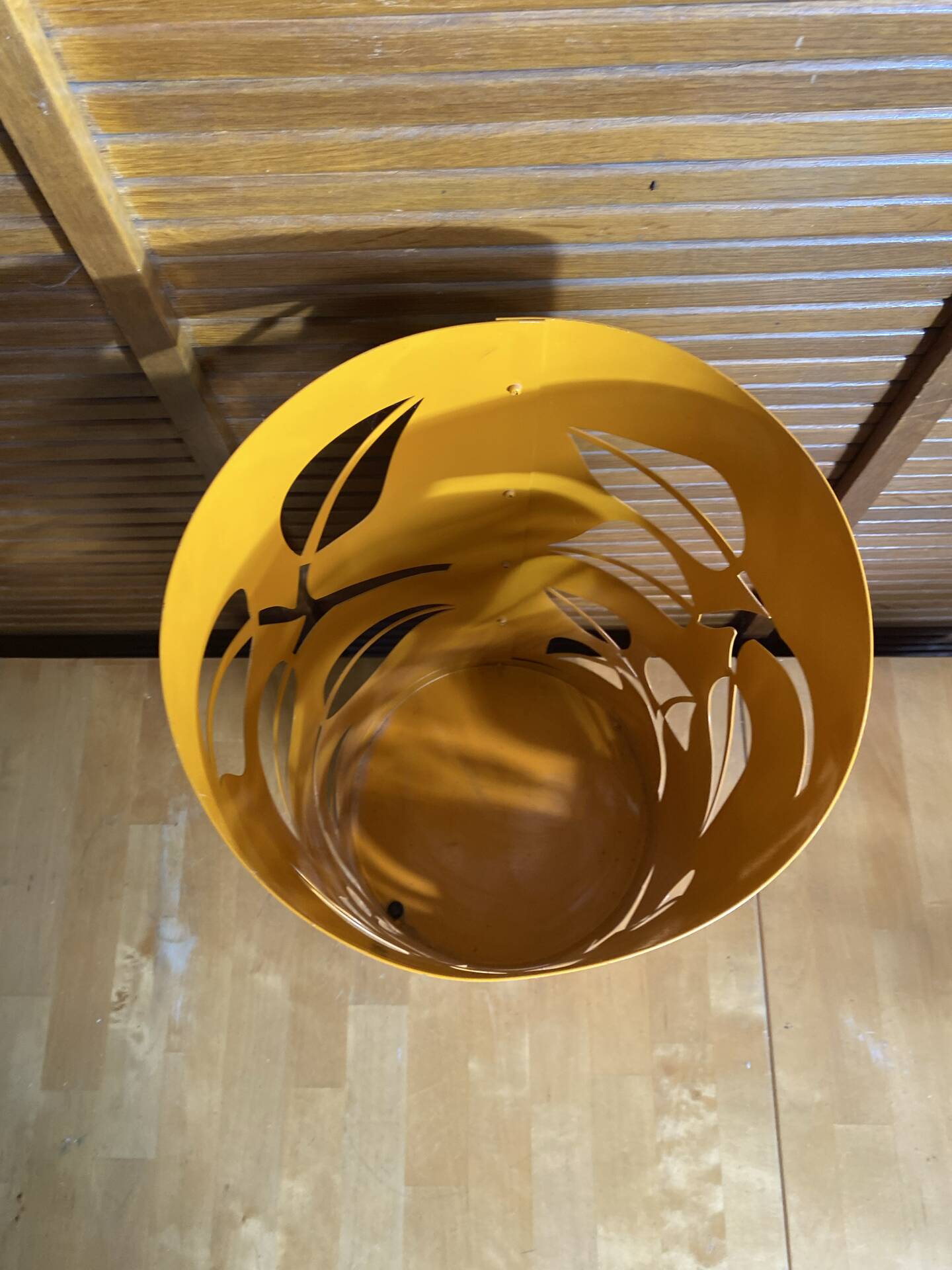 Orange Metal Cylindrical Design Umbrella Stand with Cut-Out Leaf Decoration #E2