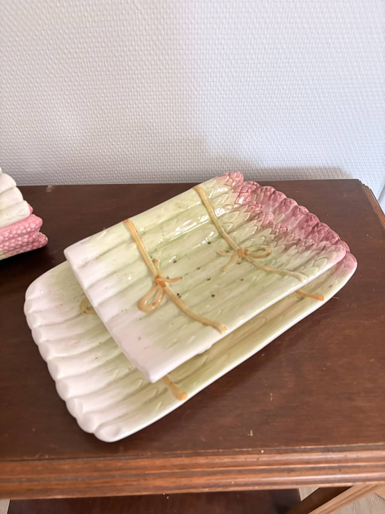 Vintage 1950s Ceramic Sauceboat Drainer Asparagus Dish