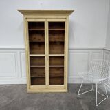 Small 1900 display cabinet with bubbled glass