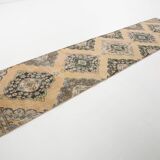 3x12 Classic Persian Runner Rug, 91x308Cm