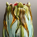 Paire de vases en barbotine, art nouveau