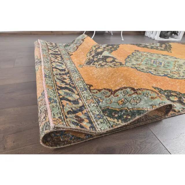 1960s Turkish Hand-Knotted Oriental Runner Rug 100x385