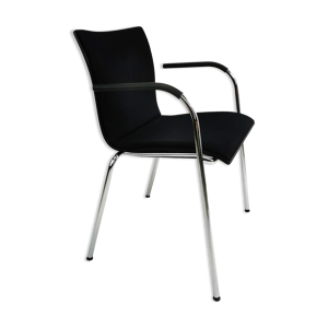 Chaise minimaliste Thonet conçue