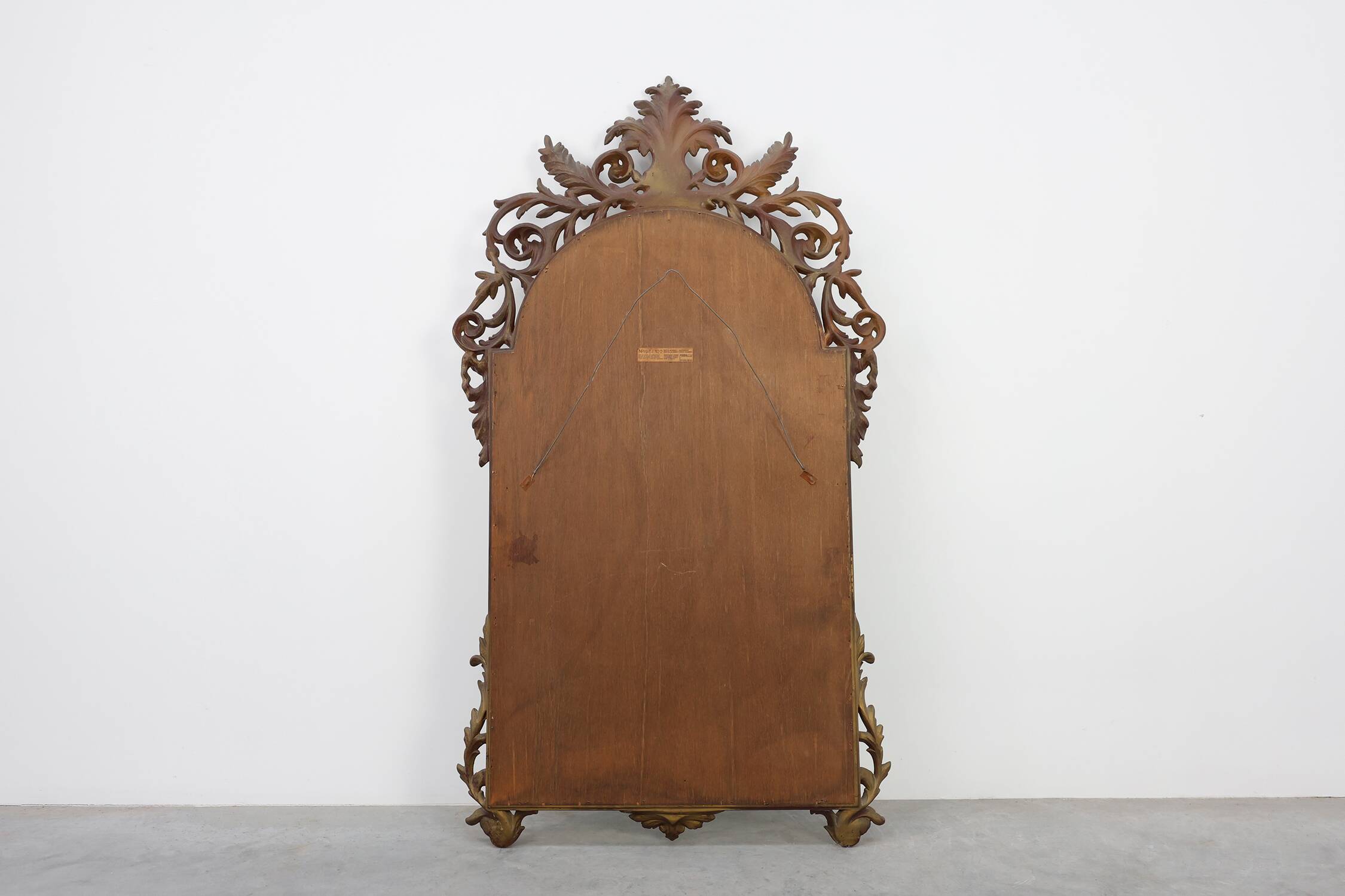 Miroir baroque doré de grande taille du 20e siècle par Deknudt Belgique