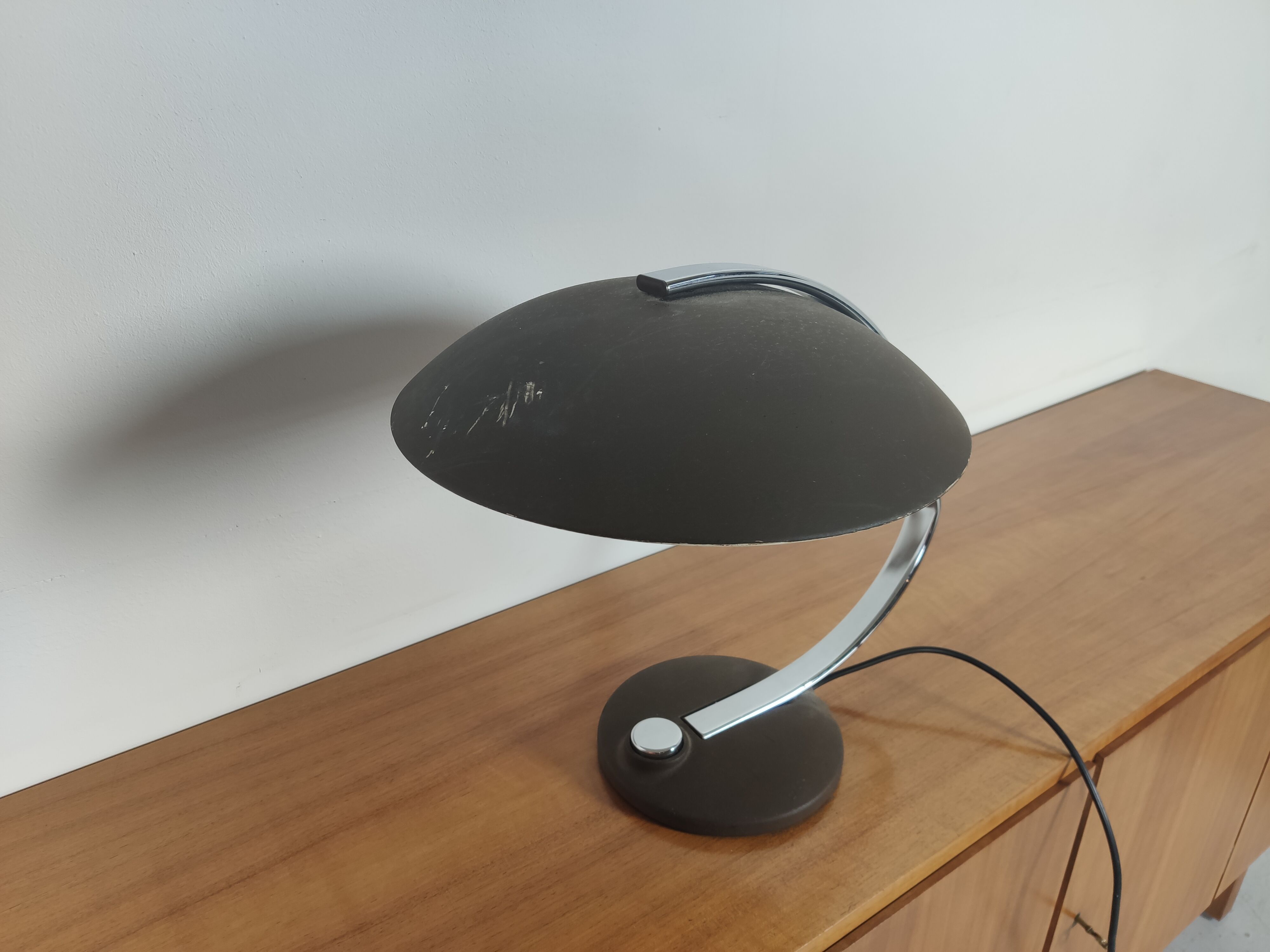 Hillebrand, chrome and metal 60/70s lay lamp