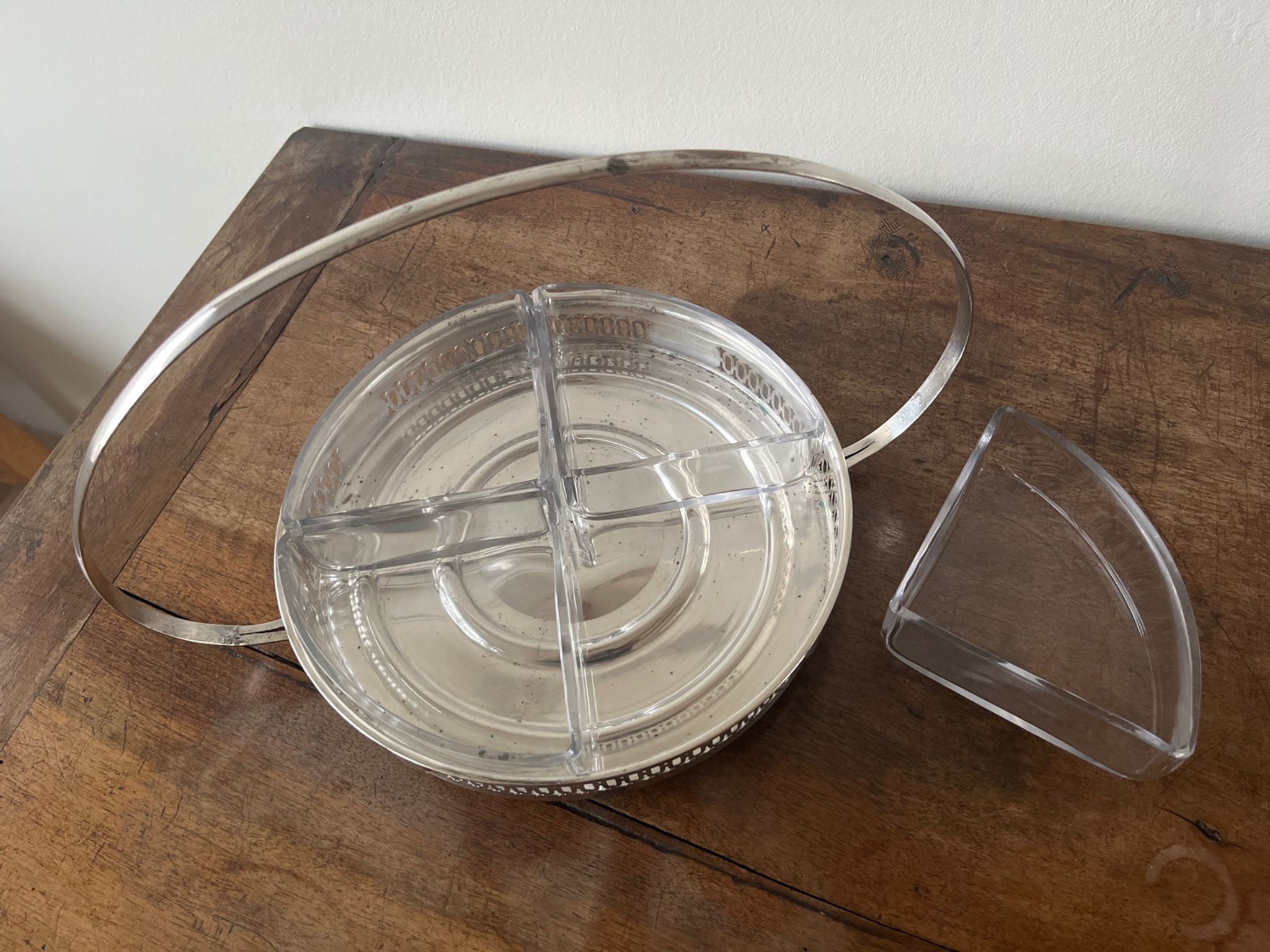 Plateau de service avec raviers en verre