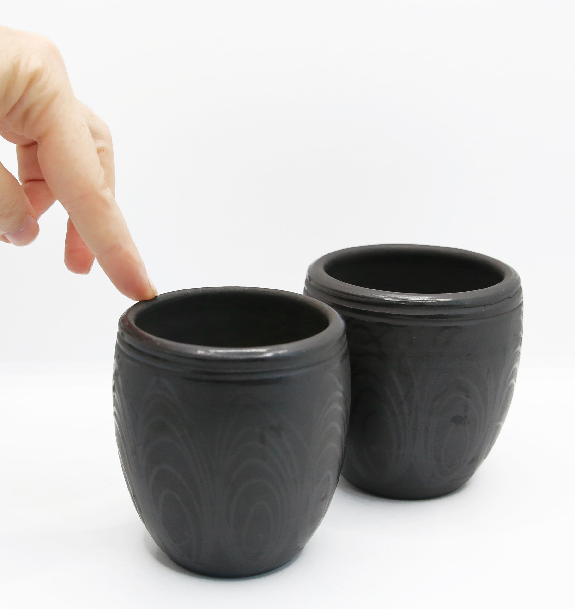 Set of 2 glasses in intense black ceramic from Romania