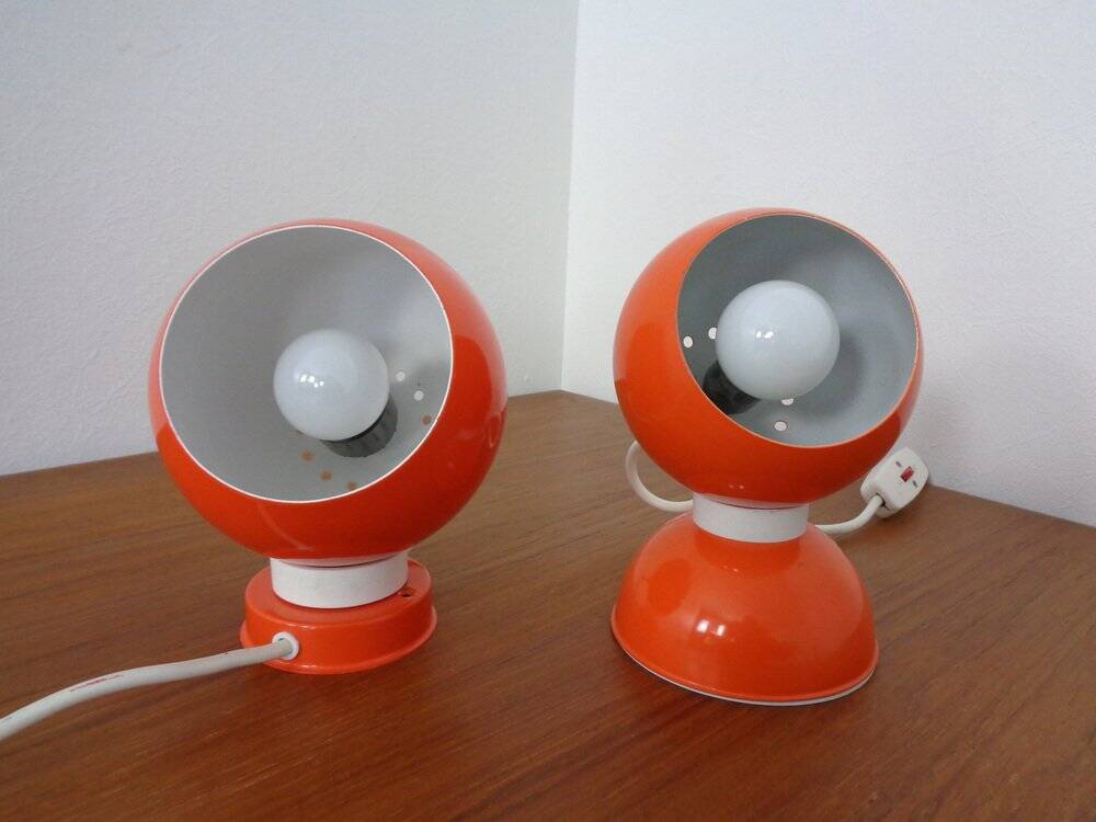 Italian Space Age Metal Internal Magnet Table Lamps by Reggiani, 1960s, Set of 2