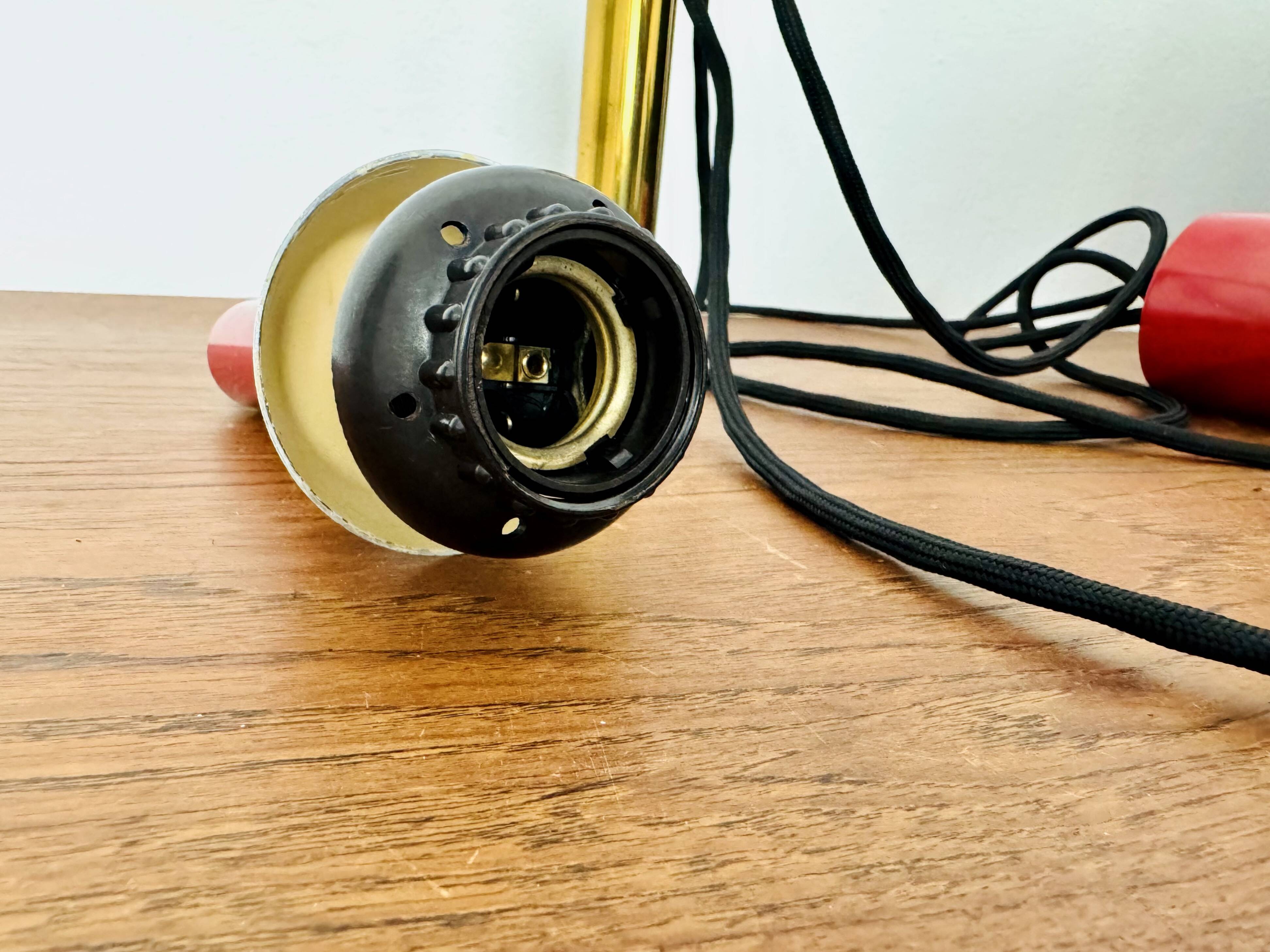 Adjustable Pendant Lamp with Counterweight