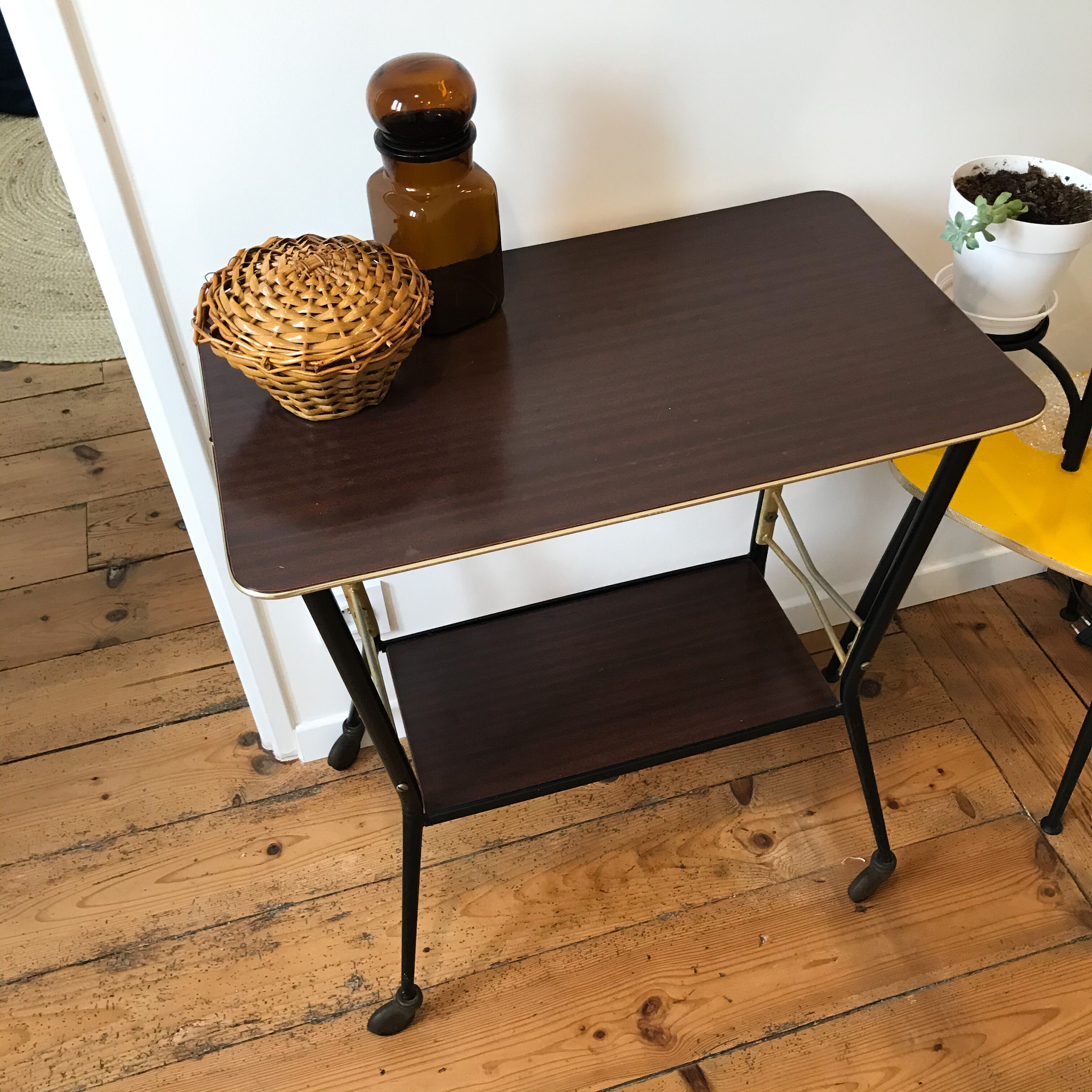 Desserte, old TV furniture, black and gold