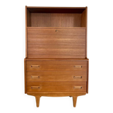 Scandinavian secretary