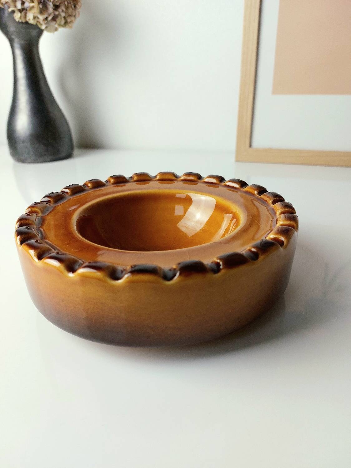 Cendrier céramique ambré années 60