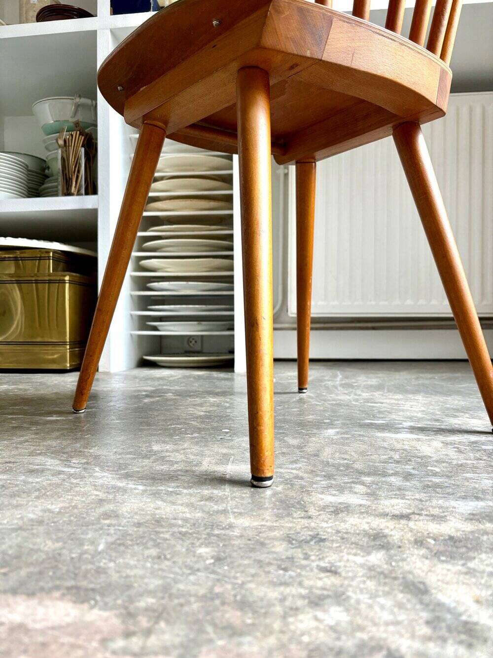Baumann bistro chair in light wood and green skai, “Menuet” model