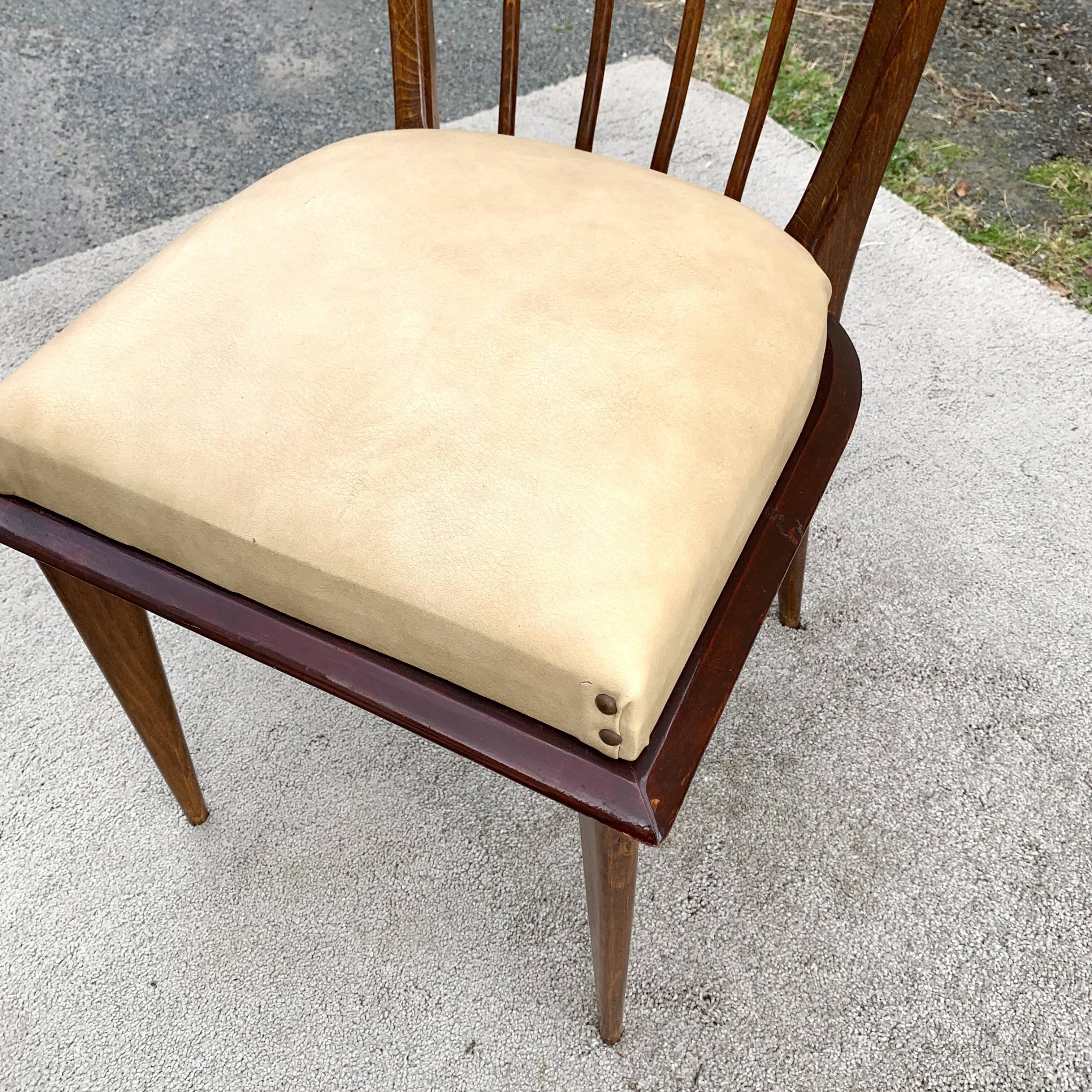 Set of 6 Scandinavian-inspired chairs from the 1960s