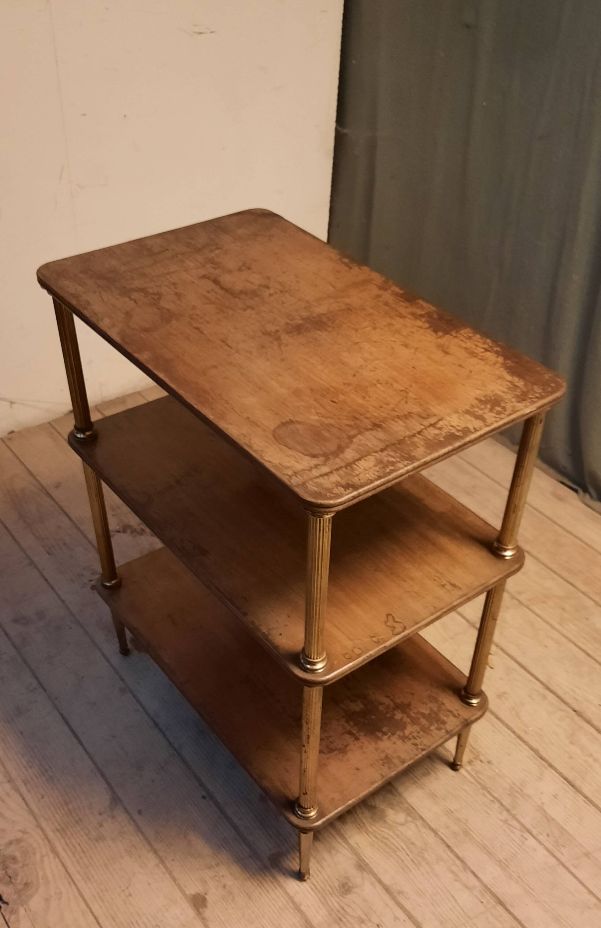 Étagère acajou et laiton