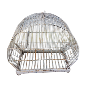 Cage has birds1940