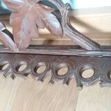 Porte pipes en bois sculpté