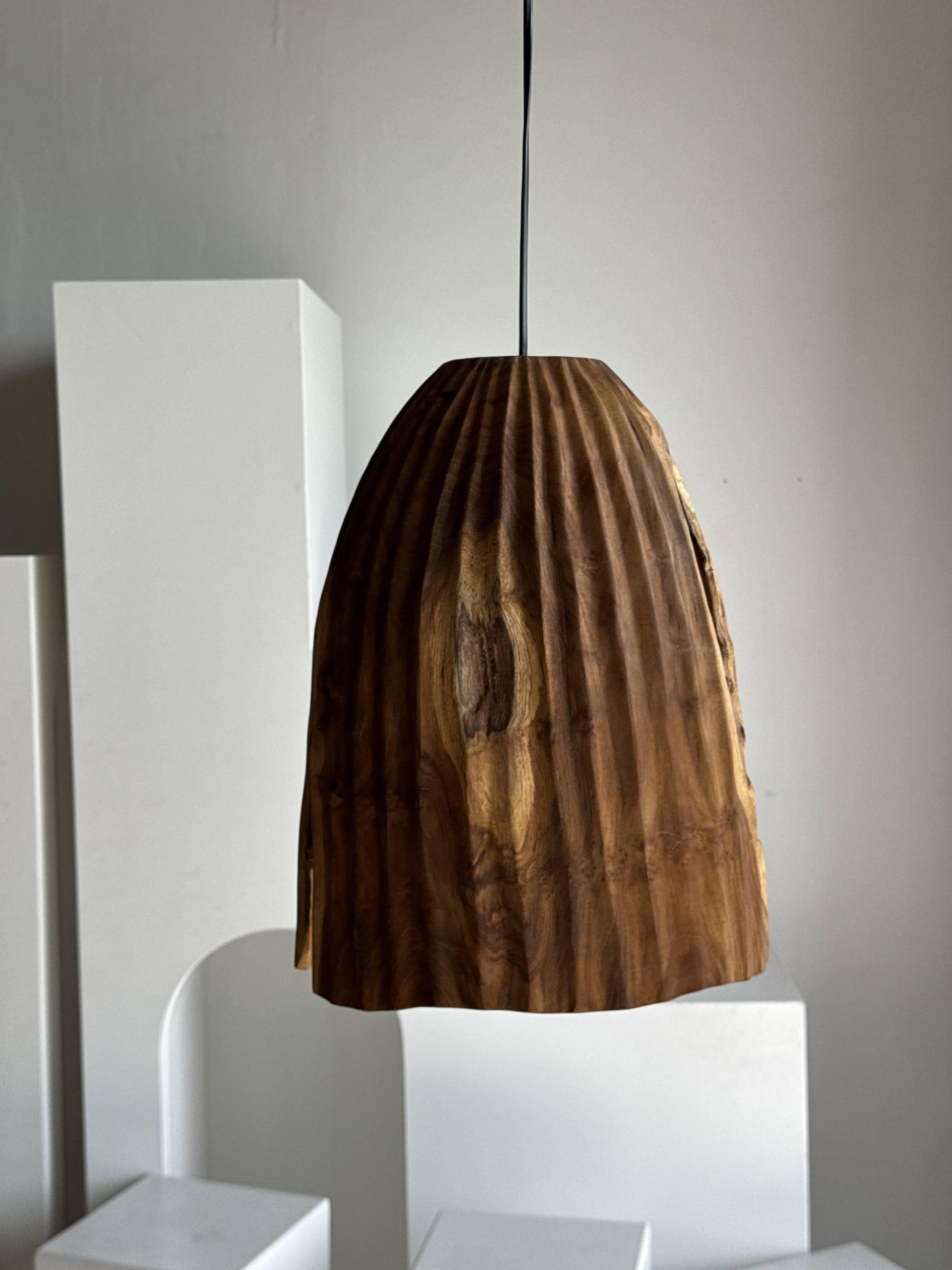 Large suspension or lampshade in organic natural teak, tubular H40 D30.