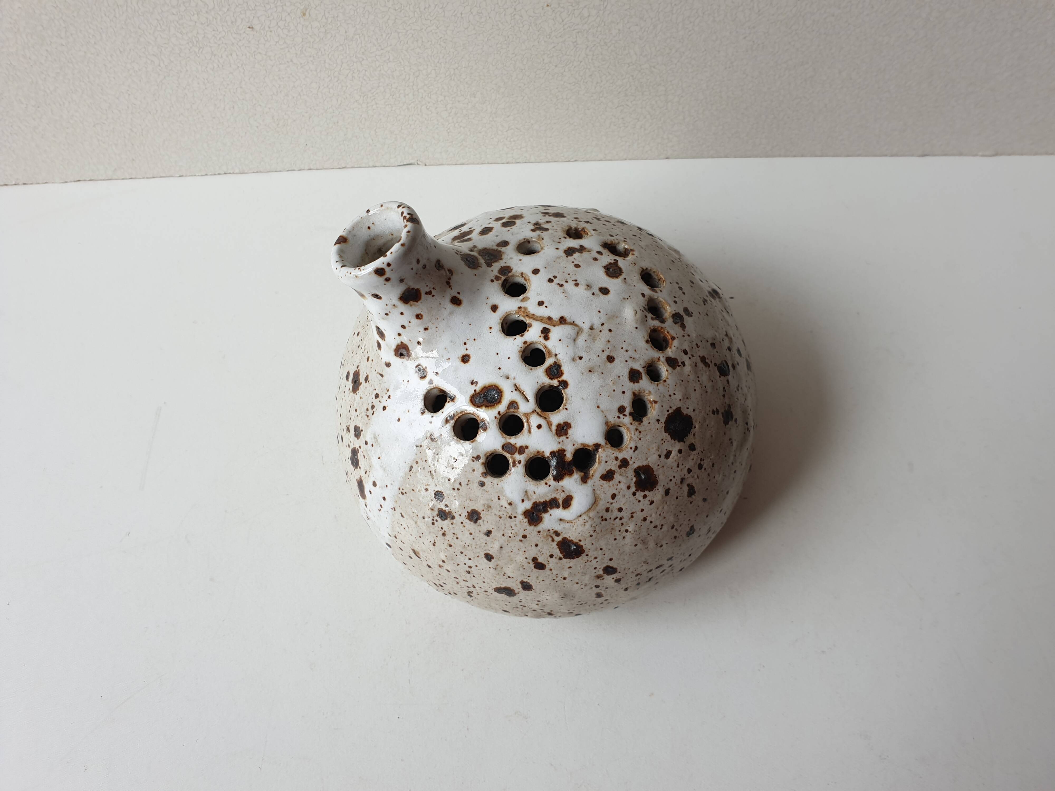 Flower vase in pyrite ceramic stoneware signed Alain Prudhomme