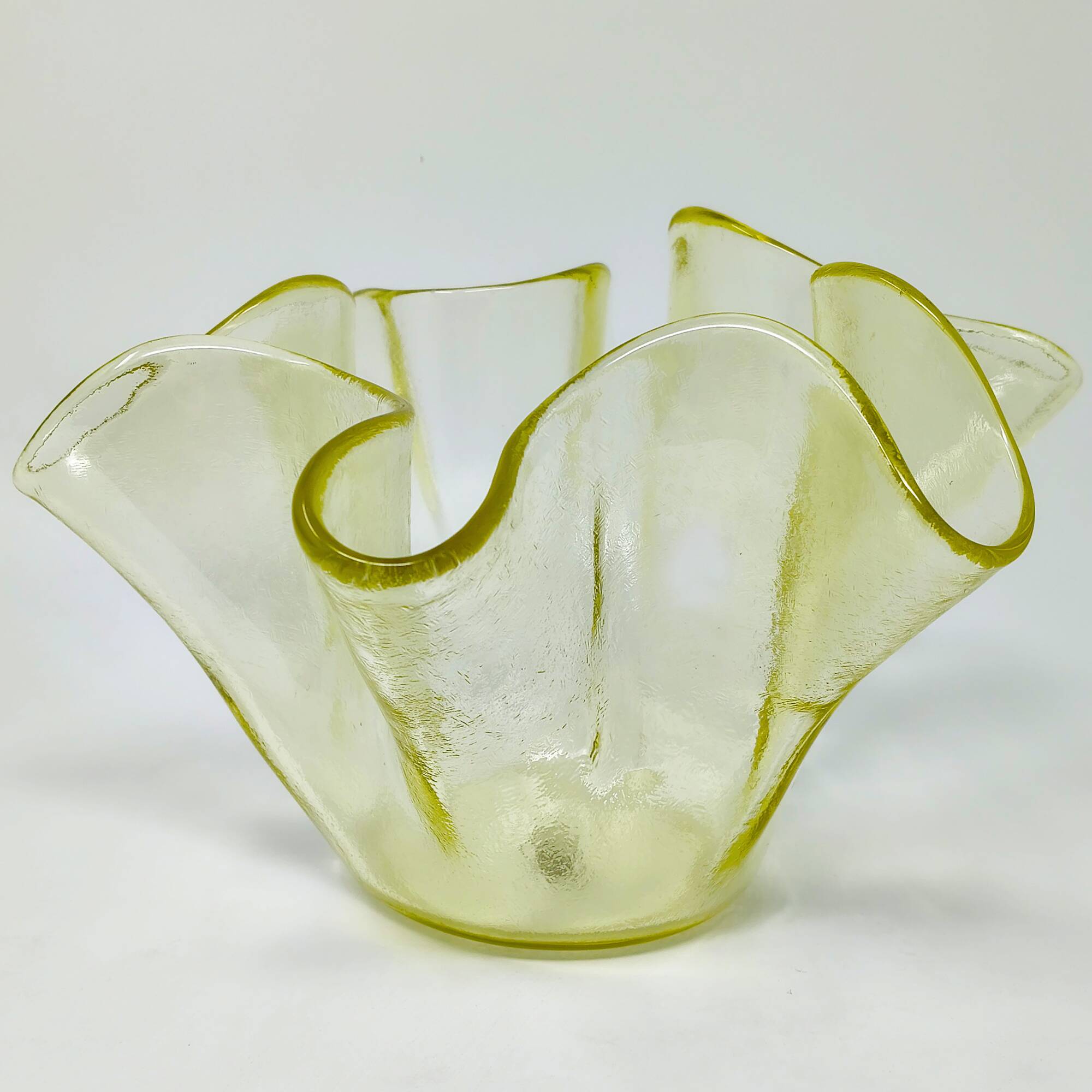 Vase en verre de Murano jaune "Fazzoletto" des années 1970 par Dogi