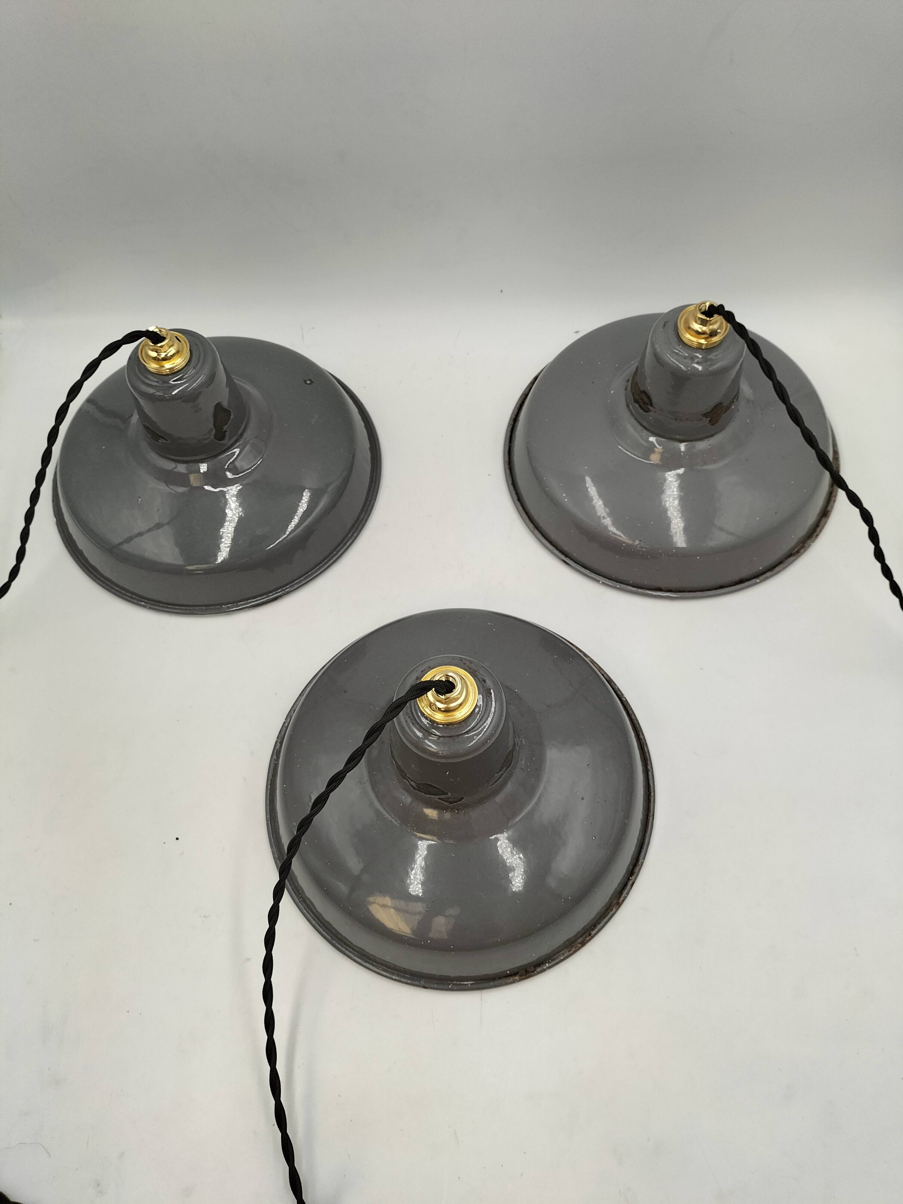 3 industrial pendant lights