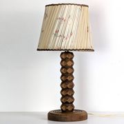 Lampe en chêne