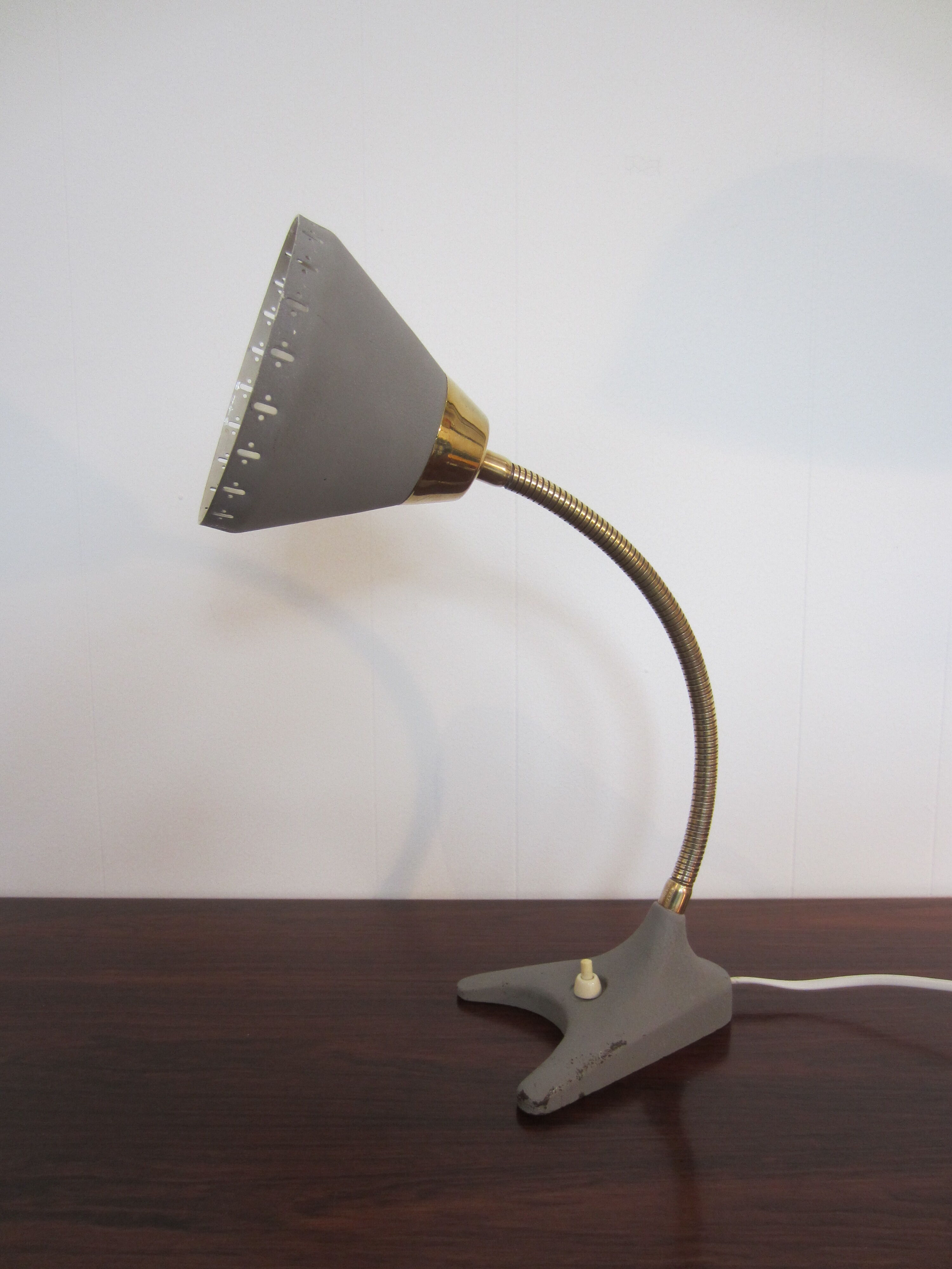 EWÅ Scandinavian articulated lamp for standing or wall mounting