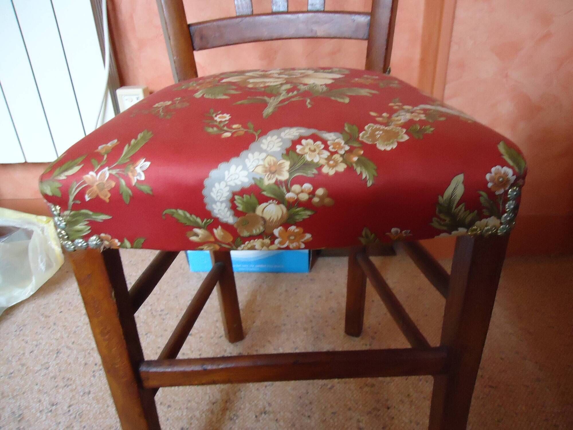 Floral fabric chair