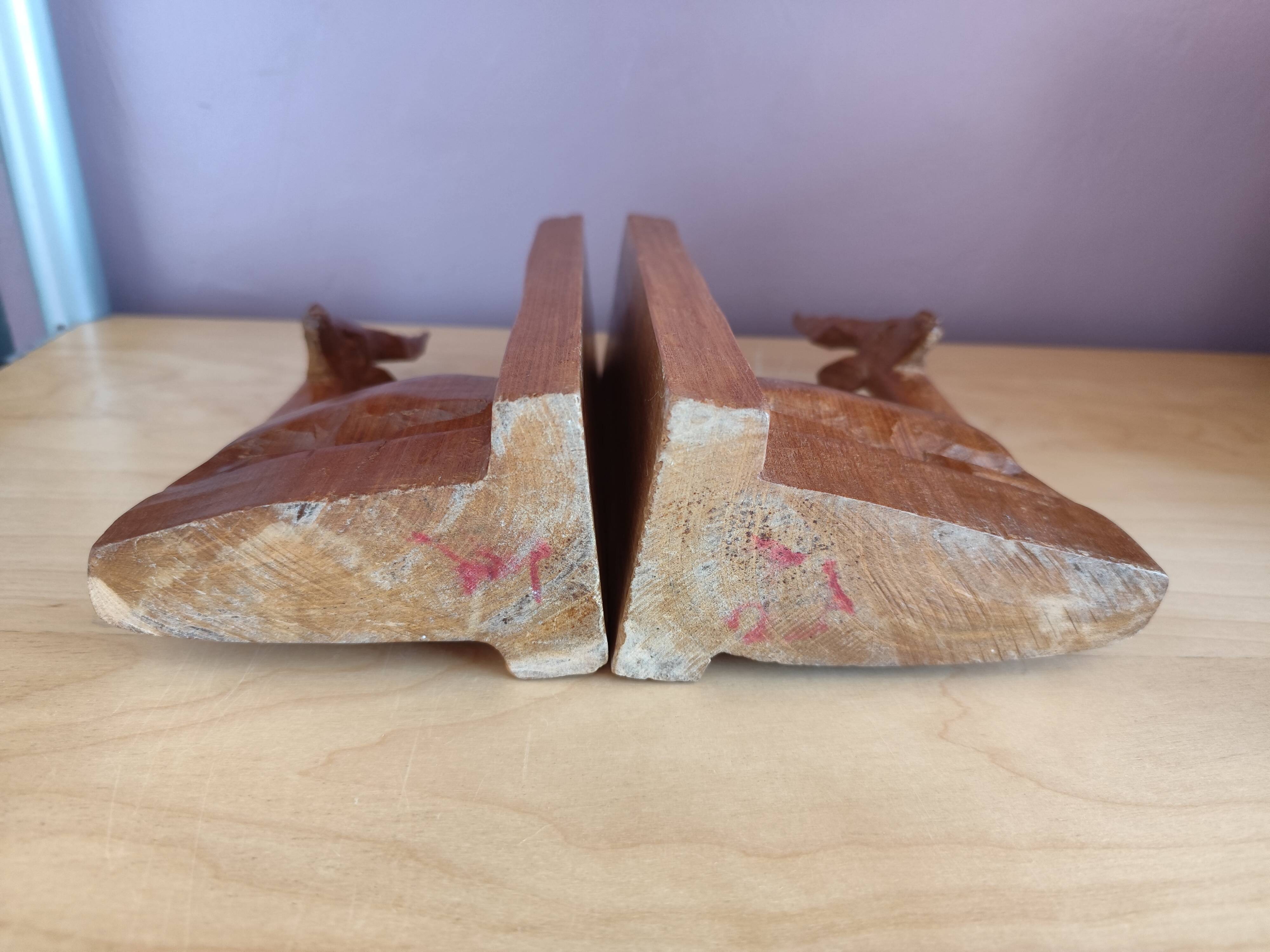 Paire de serre-livres cerfs vintage en chêne massif