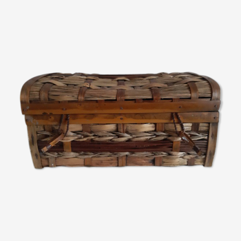 Wicker rattan suitcase