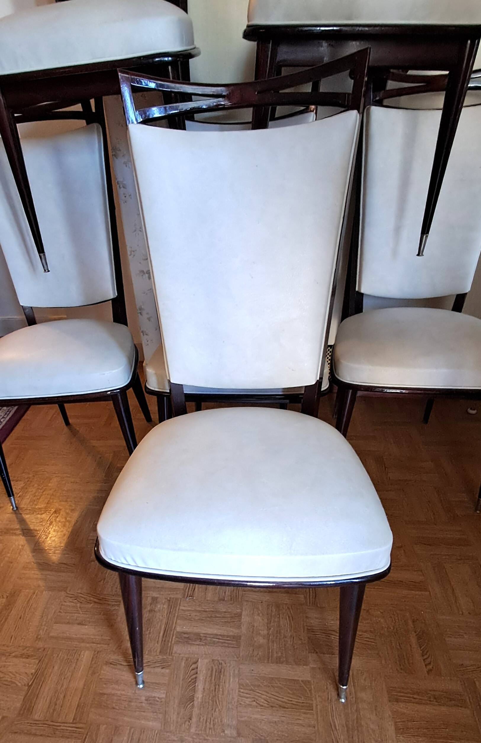 Set of 6 Art Deco chairs in solid mahogany and faux leather. Circa 1940.