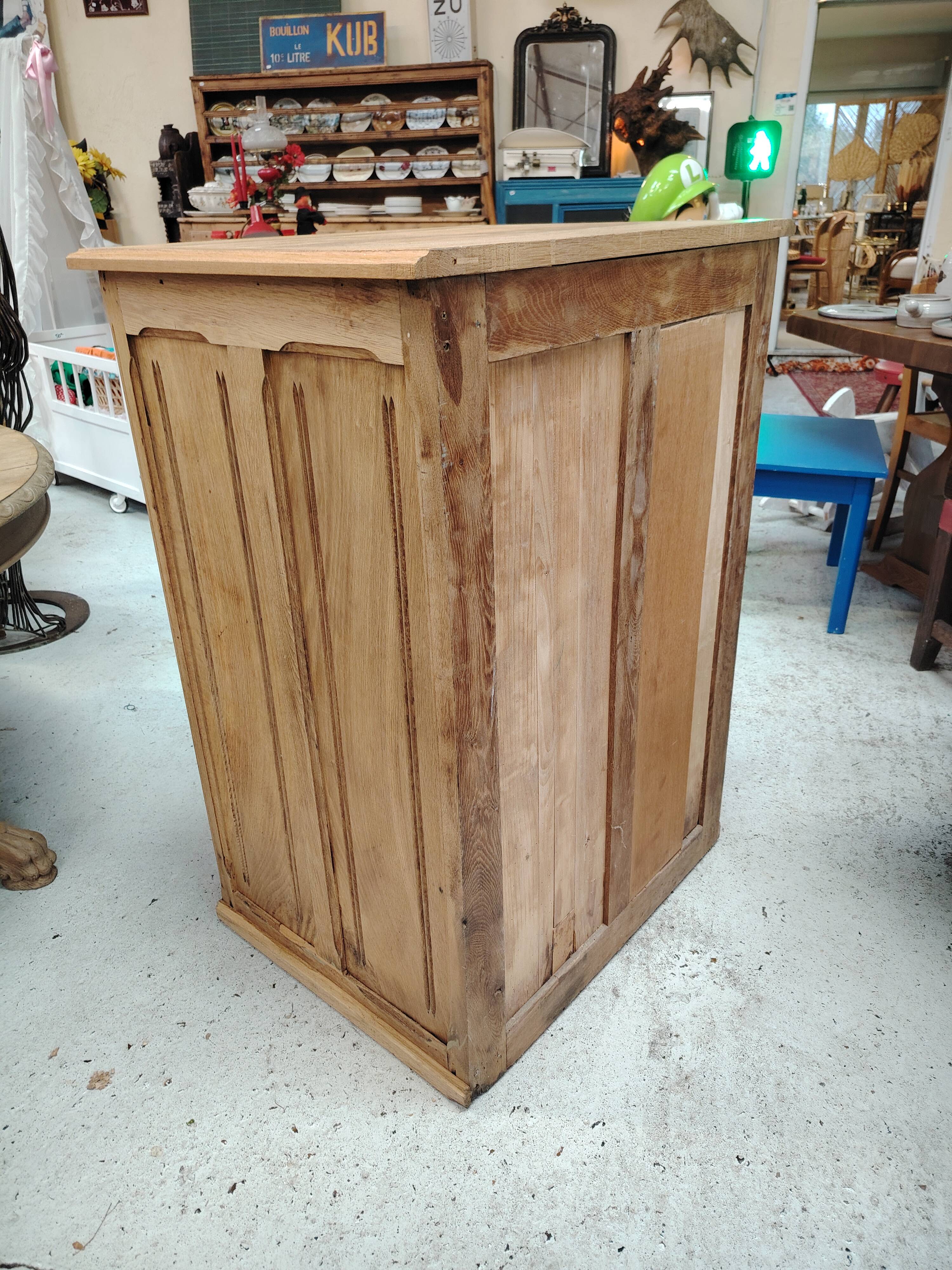 Old Wooden Icebox Stripped – 1930