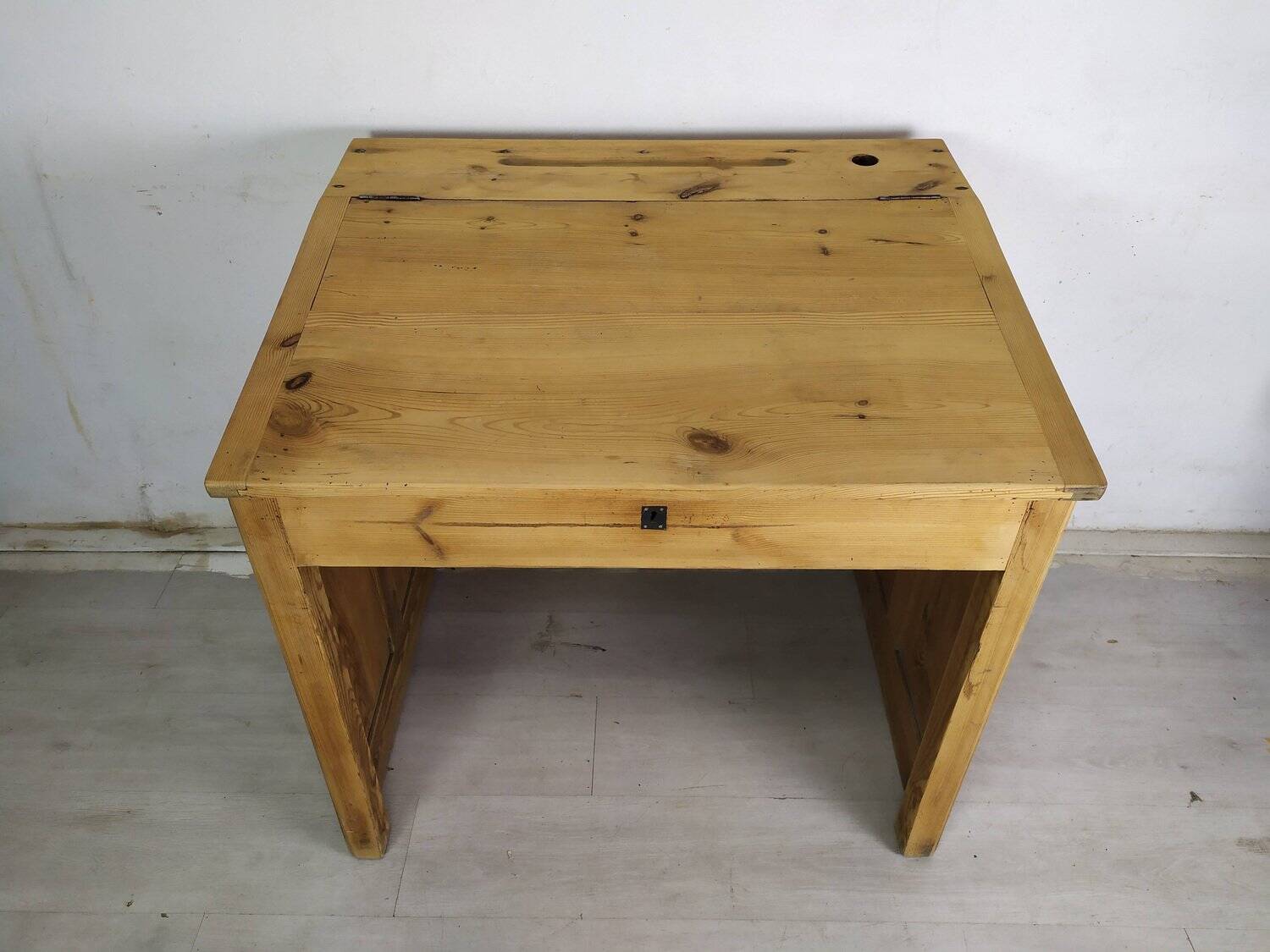 Striped pine office counter