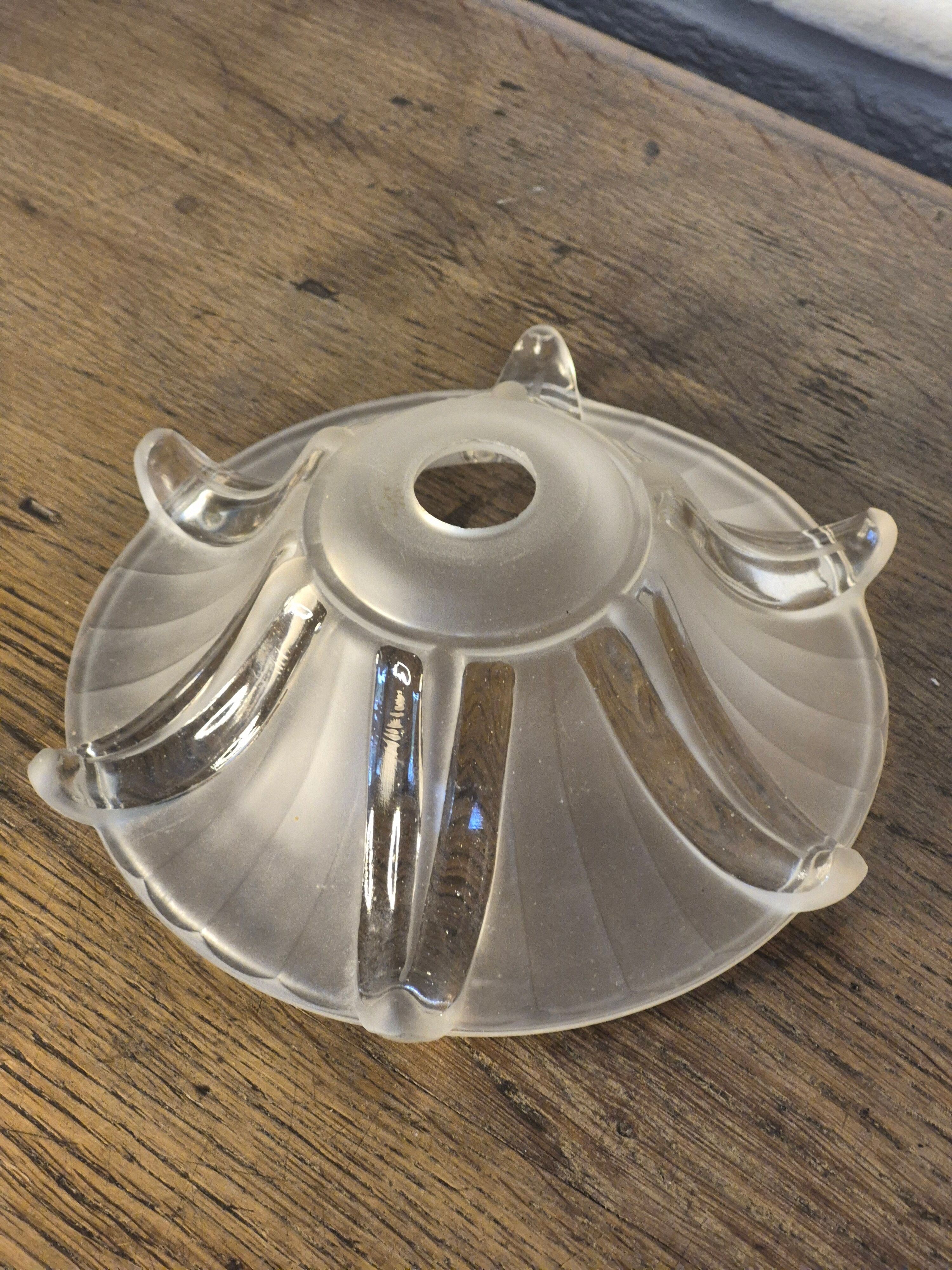 Art Deco suspension