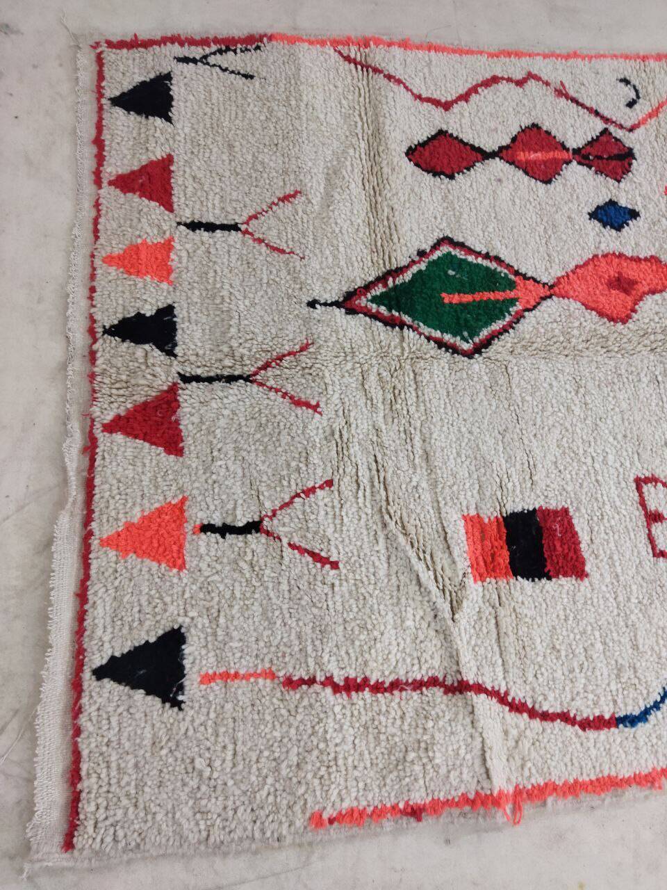 Handmade Moroccan Berber Rug 278 X 152 CM