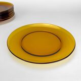 8 assiettes plates Duralex verre ambré années 70