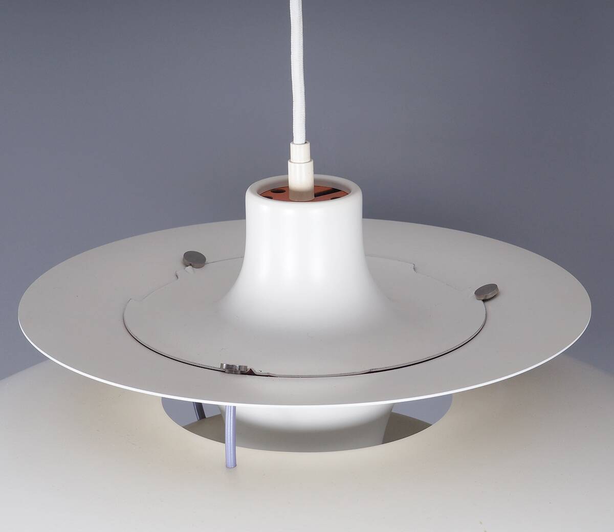 Louis Poulsen PH5 white hanging lamp, 1970s