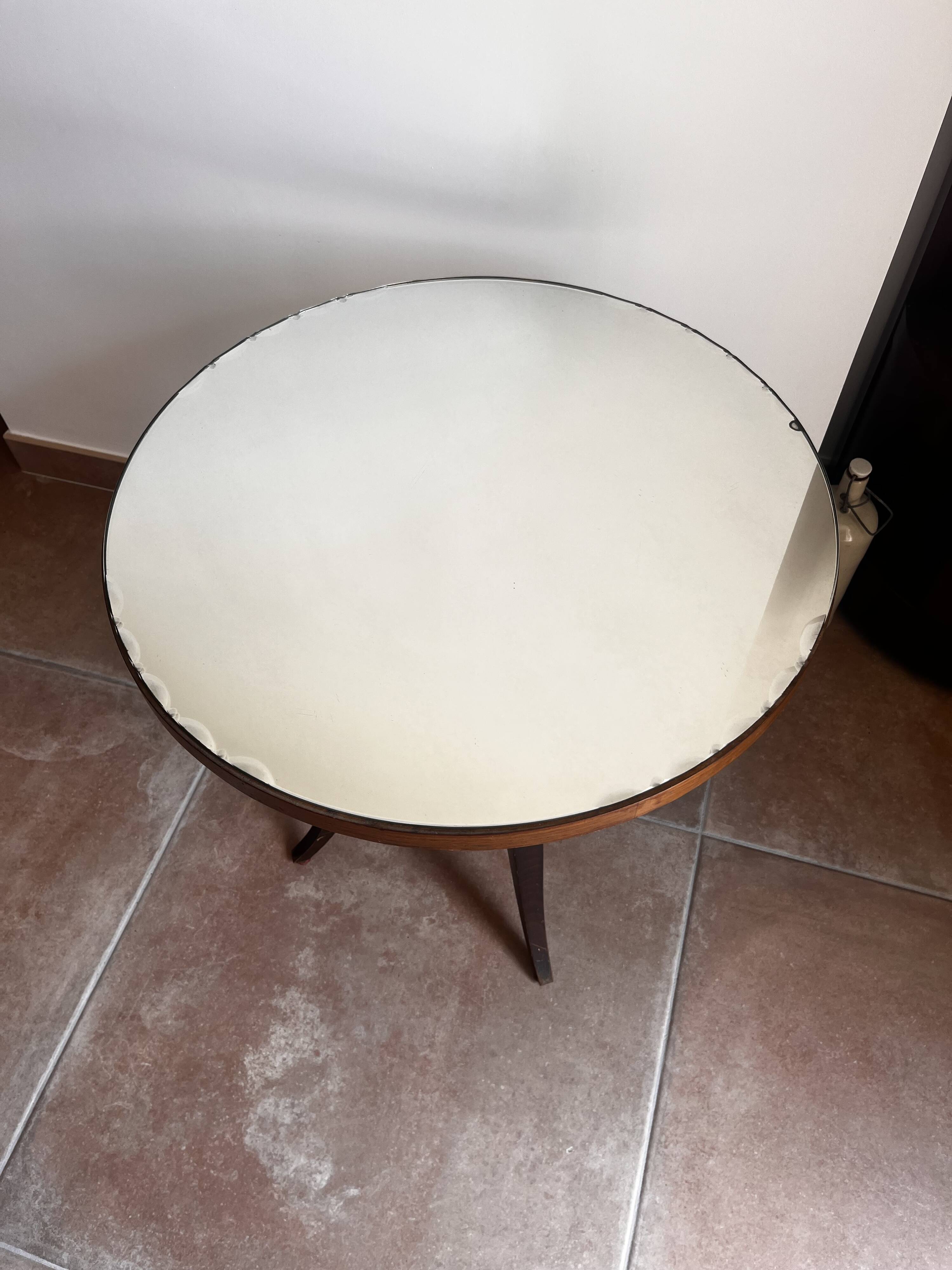 Art Deco pedestal table