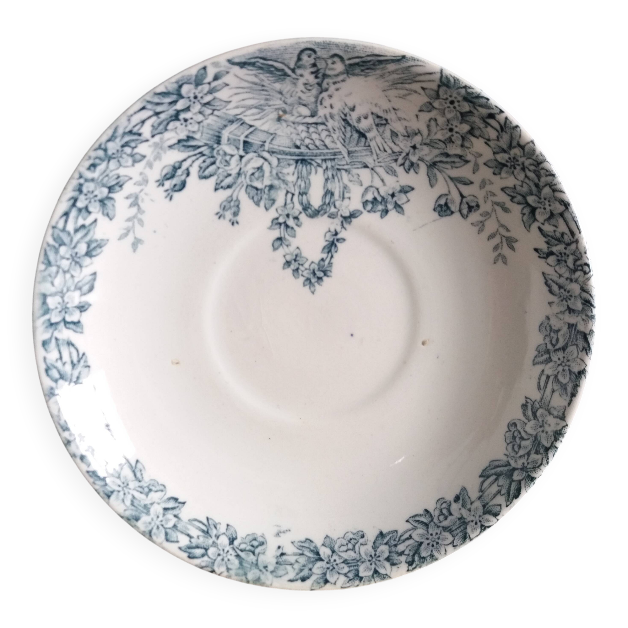 Saint Amand plate by Lebacqz & Bouchart, Colombier decoration, early 20th century